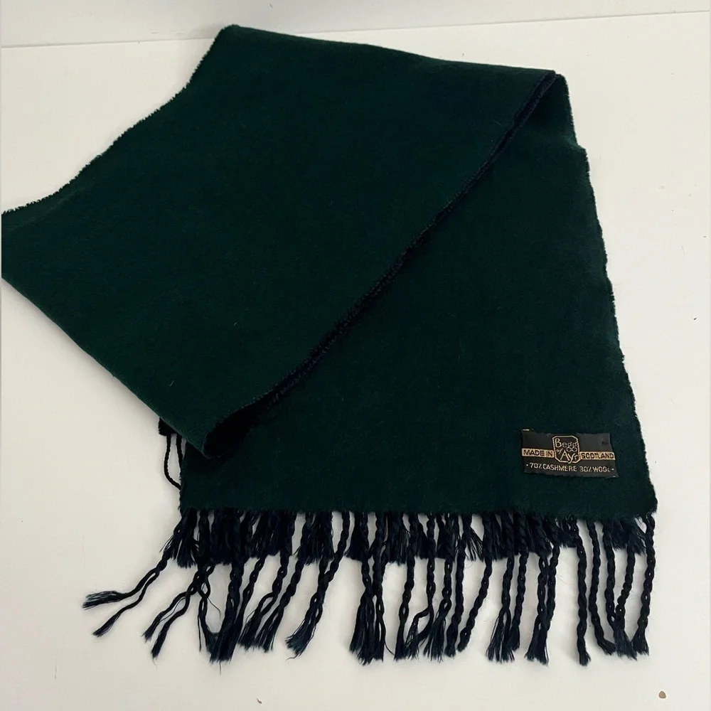 Vintage Begg of Ayr Scotland Cashmere Wool Blend Scarf – Green & Navy Fringe
